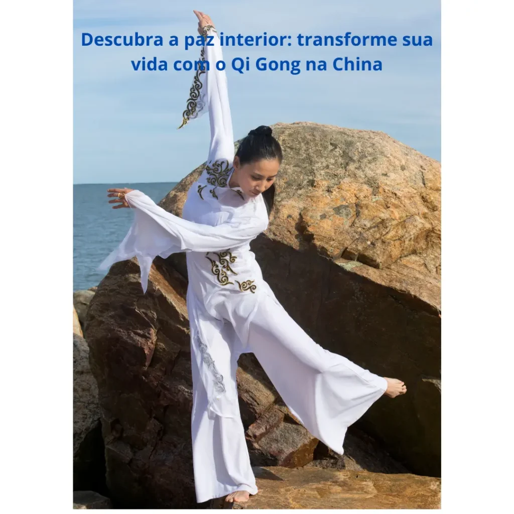 Imagem de uma mulher em praticanco o QI GONG em referencia ao tema Descubra a paz interior: transforme sua vida com o Qi Gong na China